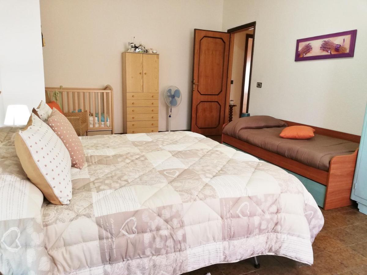 Appartamento Mary Oliena Bagian luar foto